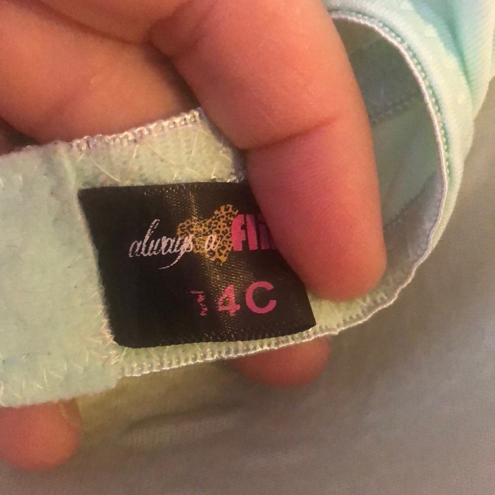 Always a Flirt bra. Size 34C. Gently worn. - Picture 3 of 6